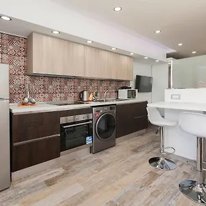 Apartment Estudio 2 En Playa De Americas - Sara Vacation Spain
